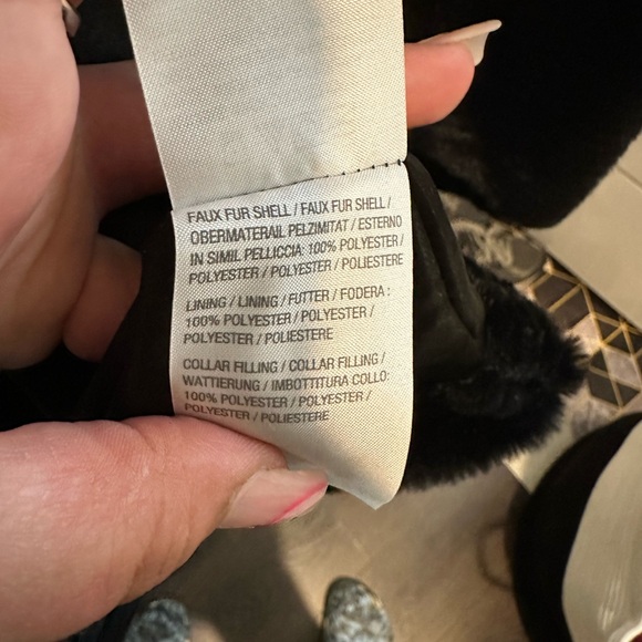 Dennis Basso Elegant Faux Fur Long Jacket - Picture 10 of 11